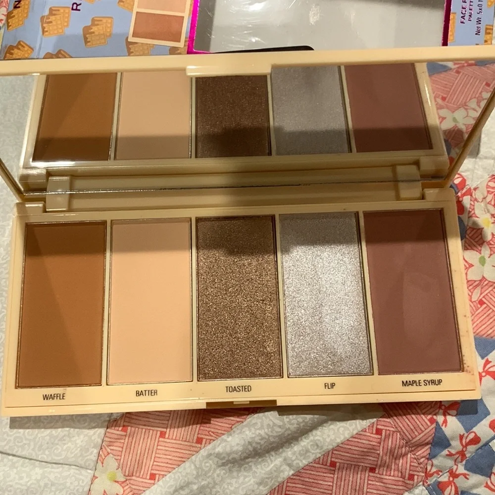 I Heart Revolution Waffle Face Palette 5x .12 oz NEW